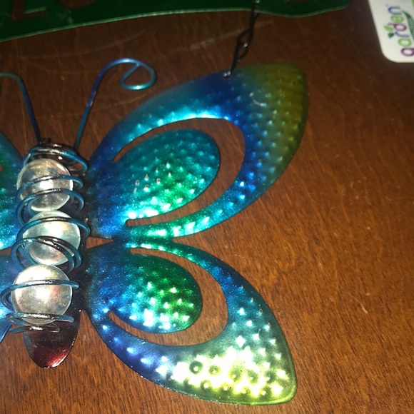 Welcome Butterfly Sign - Picture 4 of 6